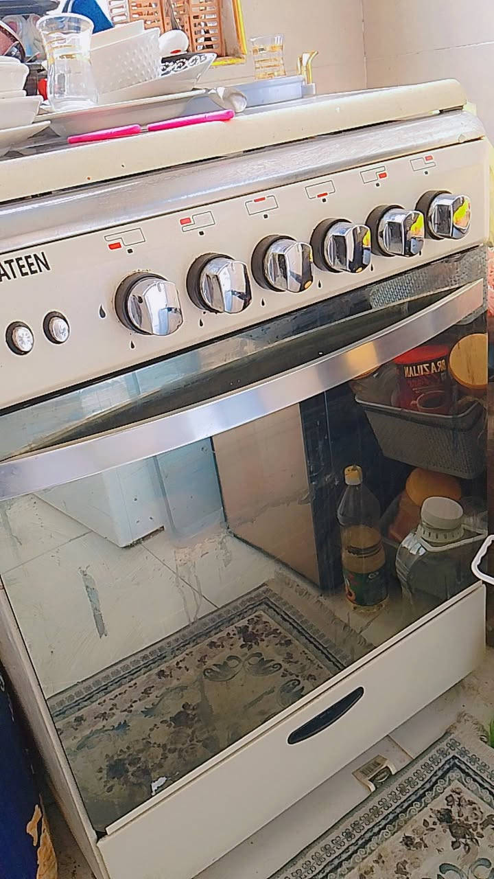 طباخ المتين نظيف كلش قياس 60*60 ب 250 واتساب ***********
