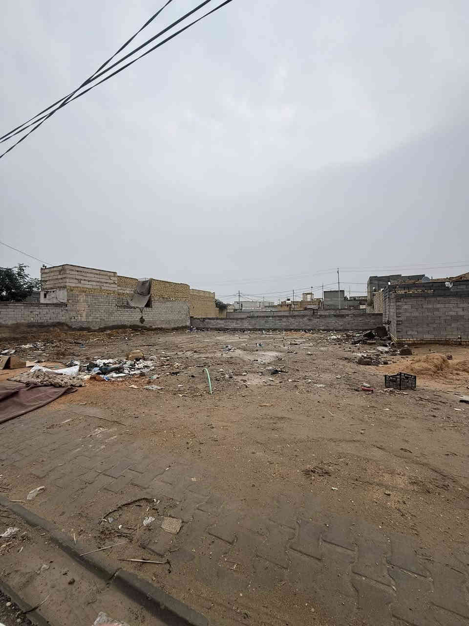 عرصه للبيع مساحه 500م مشموله بطابو عنوان حي الامين قريبه عل شارع رئيس ال استفسار تصال برقم *********** بيع مستعجل
