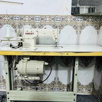 مكينة خياطة صناعية • طاولة أصلية • كربلاء طويريج