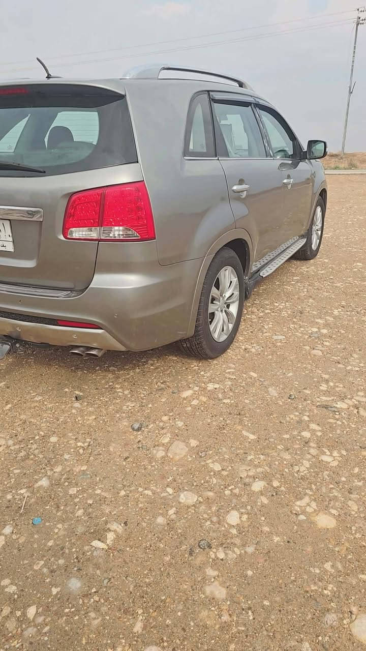 سورنتو موديل 2012
رقم بغداد 6 سلندر
 فول مواصفات
 كامرتين
 بانورما
 كشنات جلد 
كشنات ثنين كهراباء 
سبعه راكب 
المكان ديالى بلدروز
 سياره مصبوغه حزام
سعرها 120 وبيه مجال
كير محرك صدر امامي خلفي كله جهاز

***********
