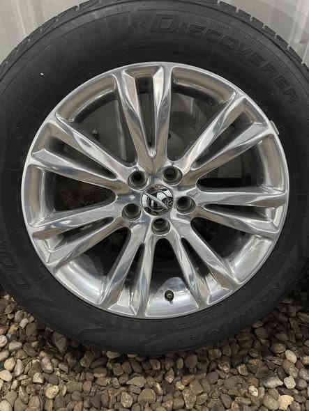 تخم مكسيكي 18 اصلي مو تجاري فول نضافه جديد كارتون لا زلغ ولا كرد مع الحساس والتايرات قفله 7 اوراق 
العنوان الناصريه المركز 

***********
