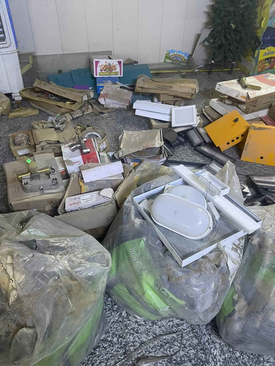 خلاطات مياه اصليه ثقيله للبيع


**إذا كنت صاحب هذا الإعلان وتريد حذفه لأي سبب، رجاءا أرسل رسالة إلى الدعم الفني**