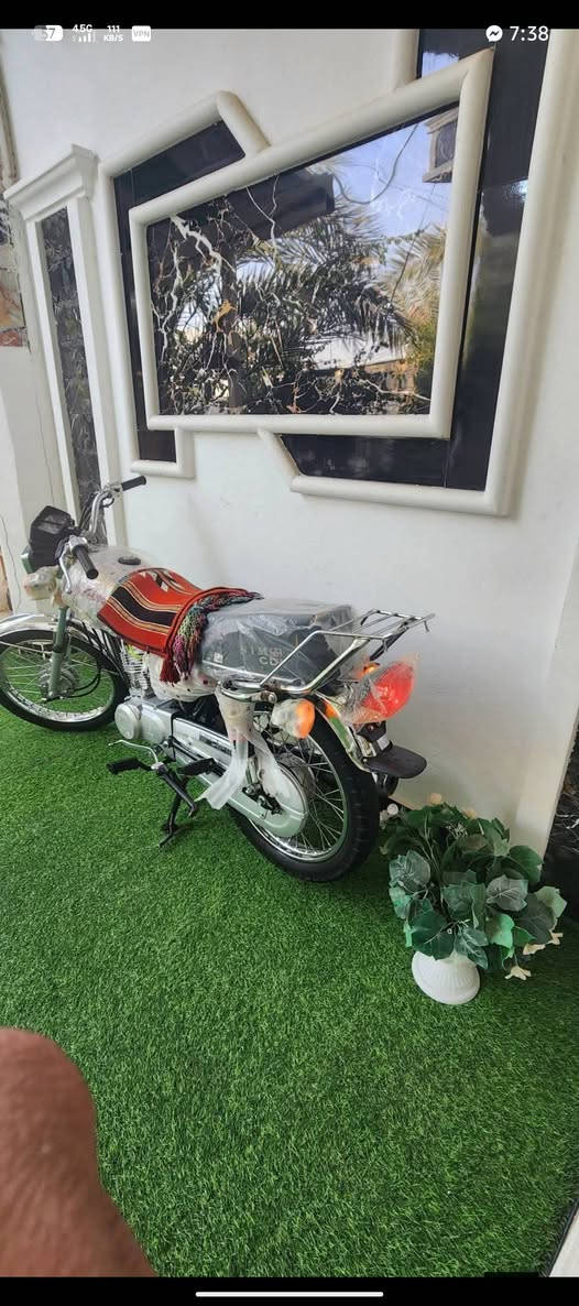 السلام عليكم 
للبيع دراجه نامه  موديل 25زيرو بعده جديده  اوراق اسكنر وصل معرض موجود بسمي دراجه مكفولة كفالة عامه   اوراق اسكنر شاصي رفيع 3احرف  دراجه شلعه أو معدل فول مكان كربلاء كربلاء كربلاء مستشفى الكفيل الاستفسار عن الرقم‏‪***********‬‏
فدوه ما يعجبك المنشور لأ اتعلق واله تتصل واله اطب خاص  السعر 675 او بيه مجال بسيط كلش
