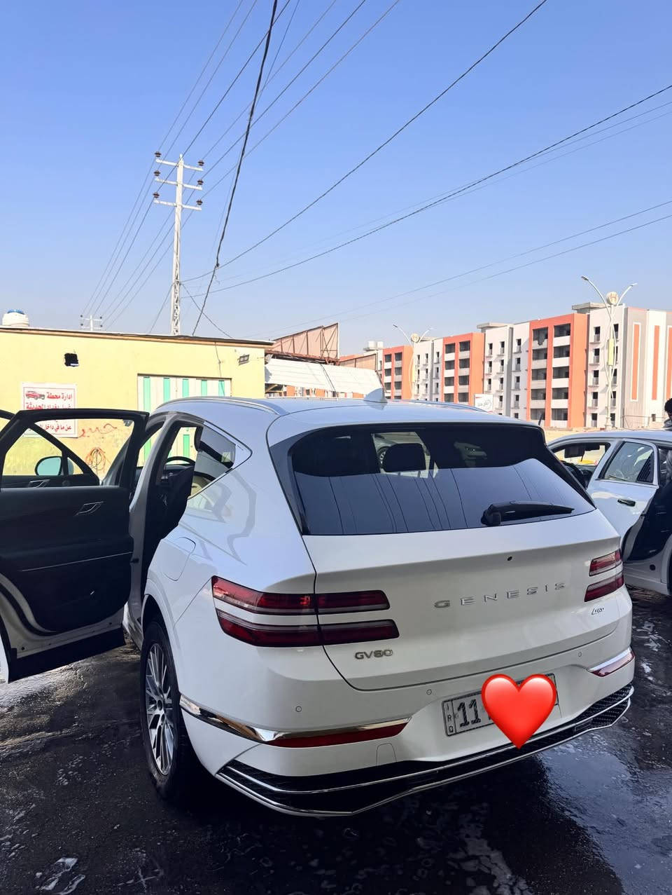 سلام عليكوم 
من رخصت الادمن المحترم 
جنسز للبيع 
موديل 2025
صور السنوار مرفقه معه الصور 
محرك 4سلندر تون تيربو 
رقم مميز بغداد
رقم صاحب السياره ***********
مكلف بل نشر 
❤️
