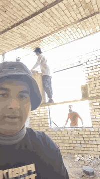 السلام عليكم خلفه بناءََ... لبخ...عكاده حلين متفرغ اي واحد يحتاج اني خادم ***********..هاذ اتصال  *********** هاذ وتساب
