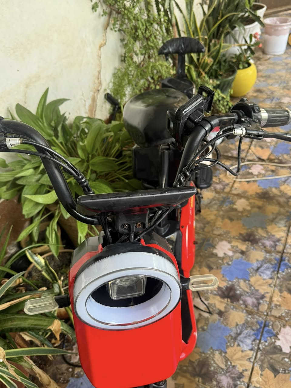 دراجة شحن استعمال قليل انتركت وسكتت بطاريتها سعر مناسب 60 الف المكان طويريج ابو جوعانه اتصال ***********
