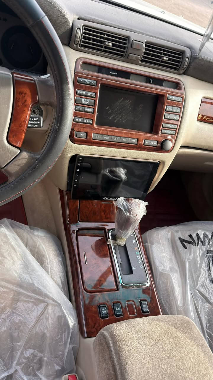 ملكه كفاله عامه خضراويه مبايعات 3 دكم ديفور الكبير شاصي 75 تخم تاير سياره جديده وجاهزه السعر 125 وبيها مجال الشراي يتصل ***********
