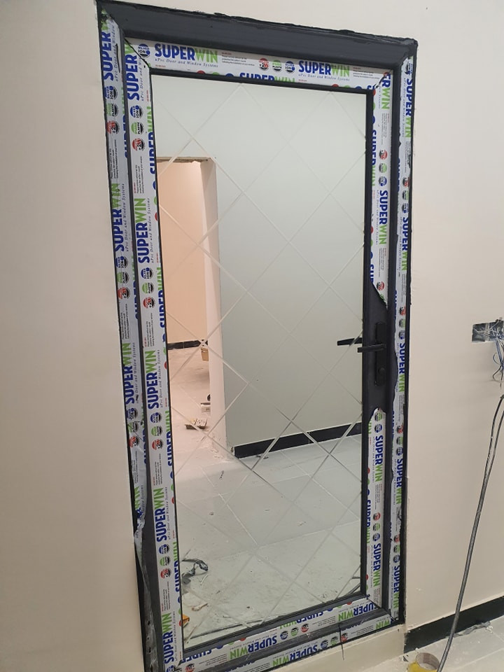 اللهم صلي على محمد وال محمد 
يلعن معمل الجود للألمنيوم و ال pvc اسعار ممتازه على جميع انواع المقاطع 
كل من يبحث على الأناقة والجمال القوم والمتانه 
ضمان بالمقطع والشغل 
اسعار الشبابيك ال pvc سعرالمتر الابيض ٥٥ الف يشمل التور والجام مشجر مقطع تركي اقتصادي 
الابواب ال pvc سعر الباب ١١٥ الف ابيض حشوه استندر القياس 
ام اسعار الوان سعر المتر ٨٠ الف شمل الجام والتور 
الالمنيوم سلايد اجود انوع المقاطع مواصفات ايطالي عازل حراري والصوت والتراب سعر للمتر ٩٥ الف 
الى اصحاب الكميات يختلف السعر 
ابواب مفصلي وشبابيك مواصفات ايطالي 
كاونترات الهيكل الالمنيوم والبيبان HDF 
كاونترات كله الألمنيوم مقطع محش خشب شغل درجه 
العنوان كربلاء حي الامين على نهر النهيديه اقرب نقط ملعب النوارس للإستفسار يرجي الاتصال على الرقم واتساب *********** او مراسله البيج
