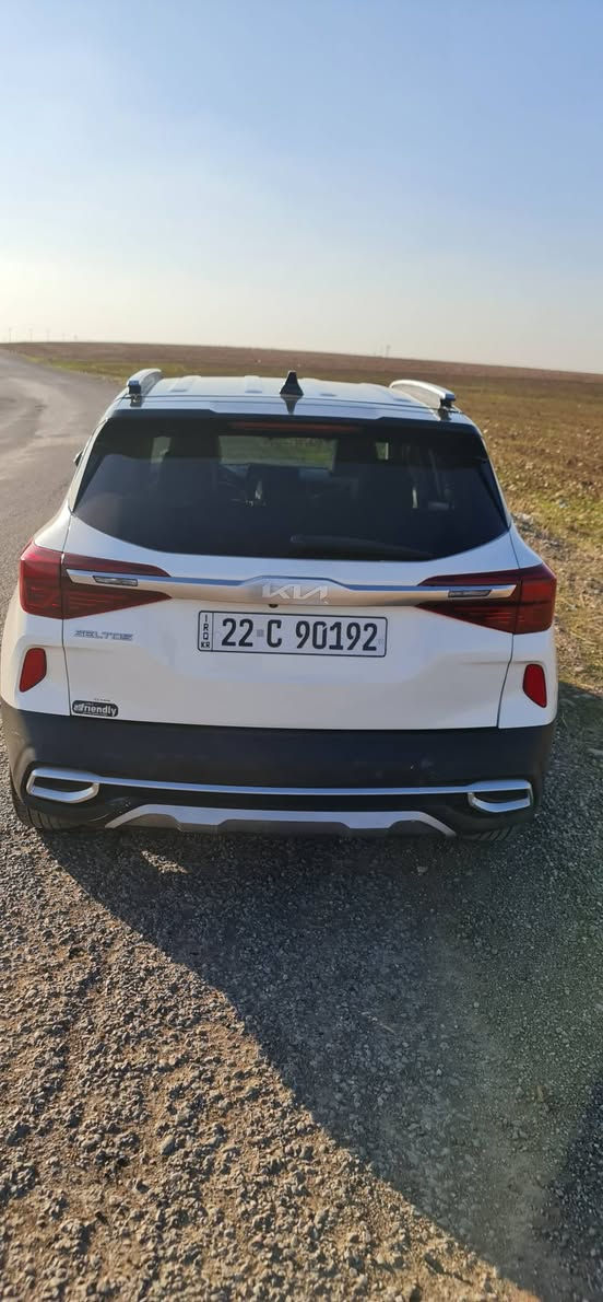 كيا سيليتوس ٢٠٢٣ امريكي 
محرك الفين المرغوب مايصرف بانزين 
ضررها شبر جاملغ الخلفي وربع بالصندوق
ايرباكات كلها سليمه 
لون ابيض صقف بلادي اسود
بصمه وتشغيل عن بعد
ثلاث أنظمة قياده نورمال سبورت سمارت 
كير عادي و واتو 
مانع انزلاق
كشن نص جلد نص قماش
رادار أمامي وخلفي والمرايا
تحكمات ستيرن وتحديد سرعه
قياده ذاتيه 
ريتايدر
طخم تايرات جديد 
سياره باسمي 
شرط التحويل 
مكان السياره اربيل 
سعر ١٨٥ ورقه
*********** / *********** أربيل, العراق
