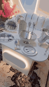 عروض راس السنه
كوشات تأجير وبيع 
للتواصل ***********
130
