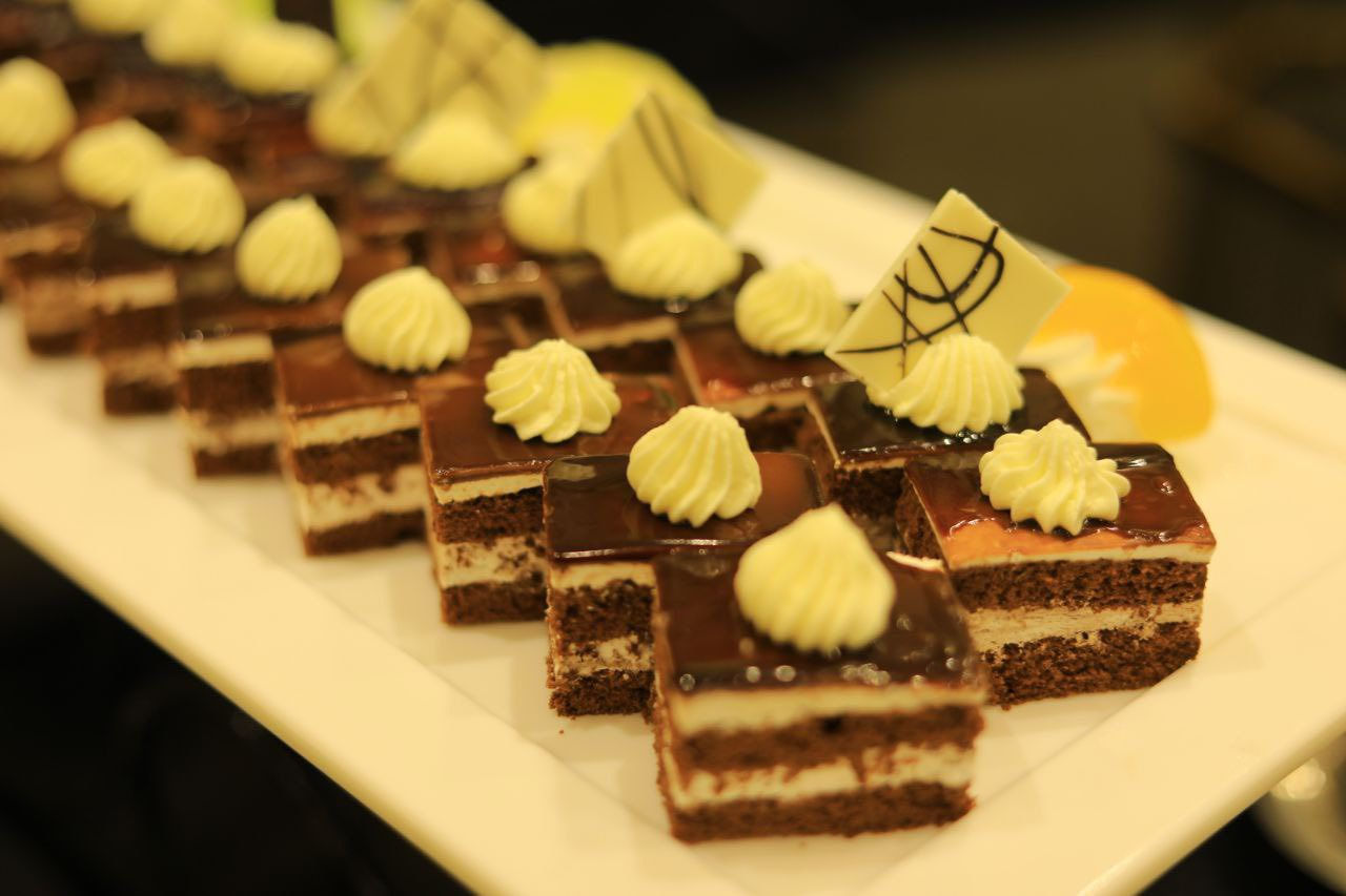 التغطية الصورية لحملة ابداع قريش 🕋
حملة رحلة عطلة نصف السنة لشهر شعبان المبارك
#بر_وطيران 

وجبة غداء  مباركة من فندقنا المميز
فندق إعمار أكراند – مكة المكرمة 🤍

- - - - - - - - - - -
#شركة_إبداع_قريش_للحج_والعمرة
#حملات_الحاج_علي_ابوالكون_القرشي

📞 ***********
📞 ***********
📞 ***********
- - - - - - - - - - - - - - - - - 

رحلتنا القادمة شهر شوال للحجز والاستفسار التواصل والاستفسار على أرقام الشركة ✅️

قناة التلكرام الخاصة في الشركة 
جميع الصور والاعمال متوفرة للرحلات 
https://t.me/aliaboalkon
