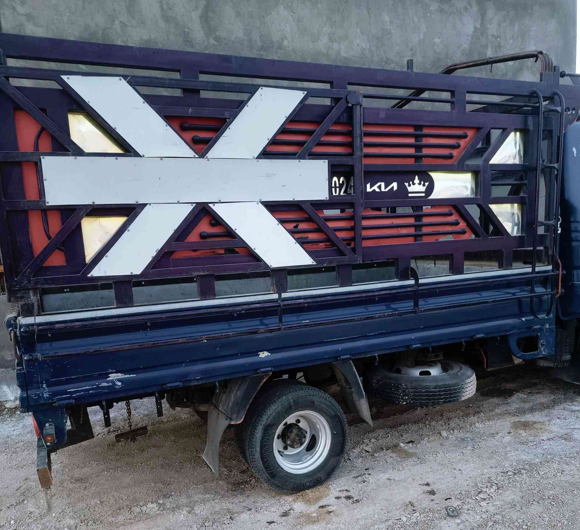 سلام عليكم كيه فحل مسكر مديل 2012 مكينه وكير وحداديه شاصي مكفول تخم تاير جديد سيارة جاهزه بسمي رقم دولي سنويه سنة 2031لاتنتهي مراوس ترهم خاص مفتوح


**إذا كنت صاحب هذا الإعلان وتريد حذفه لأي سبب، رجاءا أرسل رسالة إلى الدعم الفني**