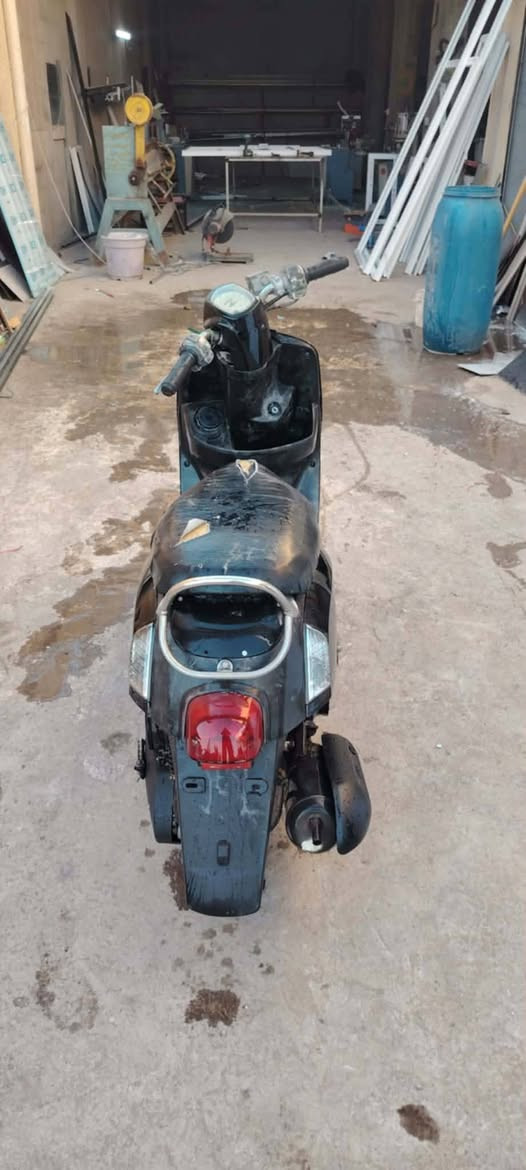 السلام عليكم دراجه ماكس بوليس لبيع كامله كهربايات كله شغال سلف هندر مكينه خرسه السعر 500 وبيها مجال حك الجيه راسلني أو اتصل *********** المكان الخالص هبهب
