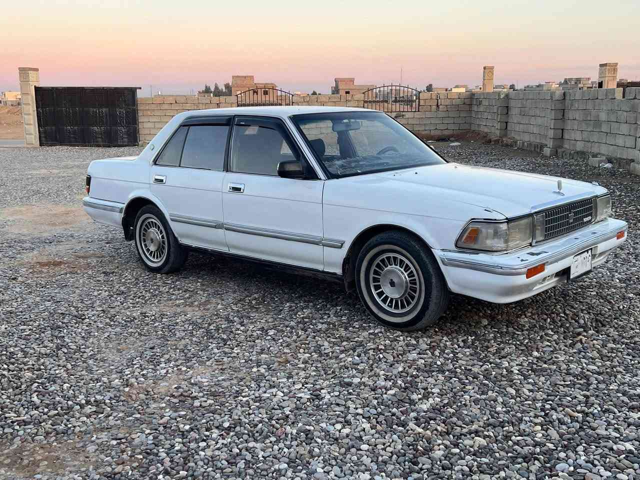 للبيع سيدان ٨٩ محرك كير بطه جديد صبغ عام بدون حادث داخل نضيف تخم تاير جديد صدر جديد كهربائيات شقاله رقم صلاح الدين صدامي شرط التحويل سنويه خضره منتهيه ١٨ السعر ٤٢ وبيه مجال شي بصيط لل شراي *********** خابر وتدلل مكاني الشركاط
