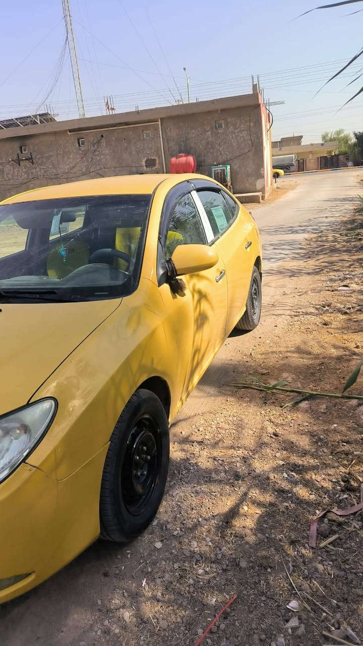 السلام عليكم النترة موديل 8محرك 2000كير عادي بيها 3تبديل وجمله الخلفي صبغ رقم ذي قار رقم جديد نكليزي سعر 68وبيها مجال مكان سيارة بغداد تقاطع نهروان 9نيسان رقم وتساب ***********تصل ***********
