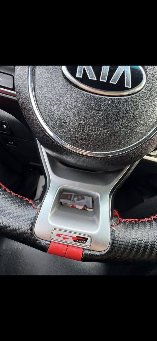 السلام عليكم للبيع k5. 2021 لون سموك ساره رقمهه مثنى معوقين المعوق مضمون وخوش رجال سياره جيتي لاين فول للخير ما عده القماره حديد مو بنراما سياره كلش جديده مكينه ١٦٠٠ تيربوو كير مكينه مكفول برغي ممفتوح بيهه السياره ترايهه شركه رادرات تحديد مسار كلشي بيهه سعر مناسب وحلو وضرر صطحي صور الضرر وتساب***********
