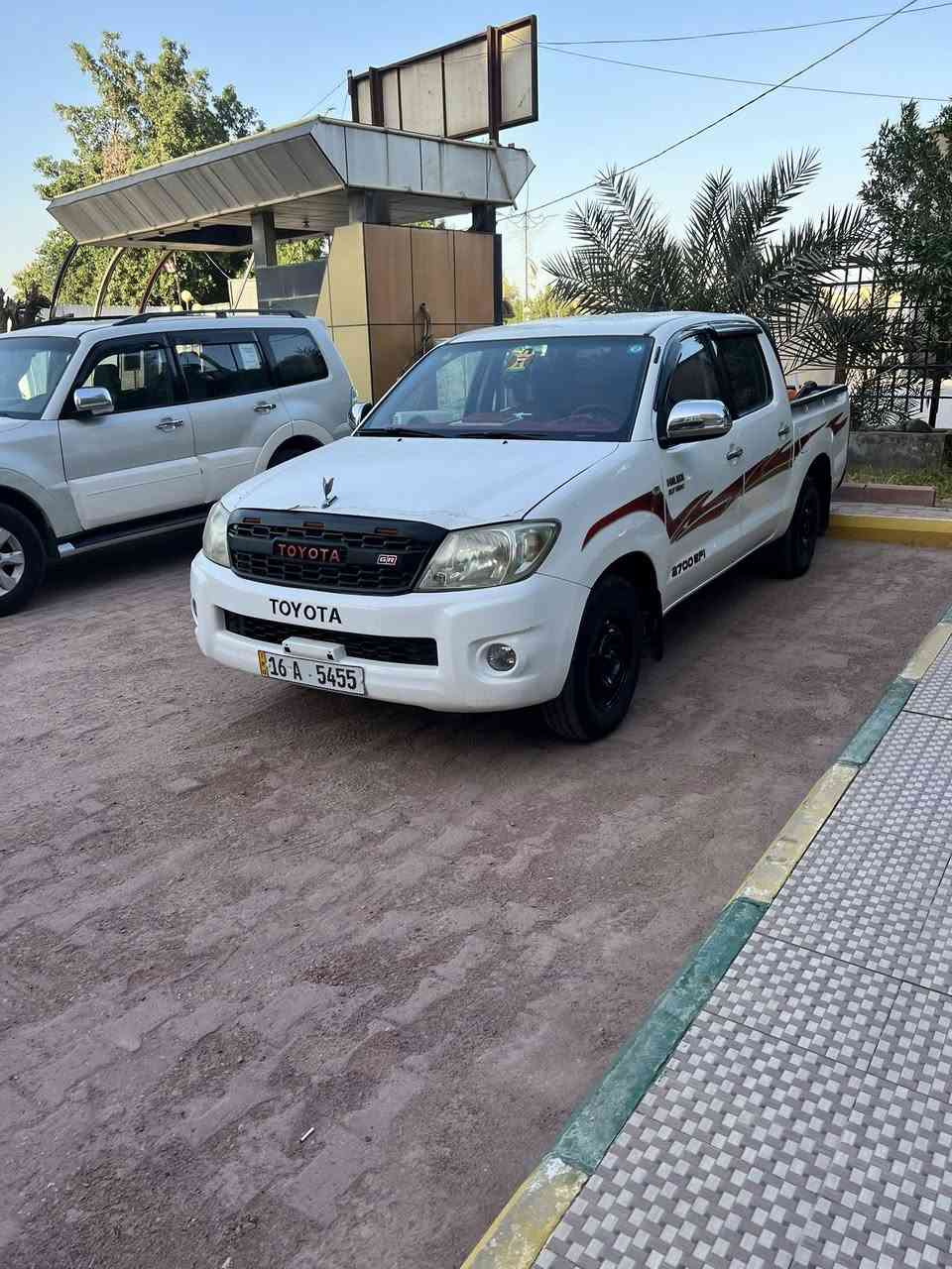 هايلوكس 2011
تيوتا رقم قادسيه للبيع مكان التاجي  ***********
