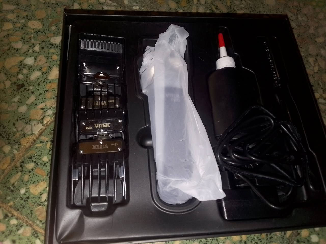 للبيع مكينه اصلي السعر 50 الف مكاني بغداد الشعله للتصال *********** وتساب وخاص وتصال متوفر
