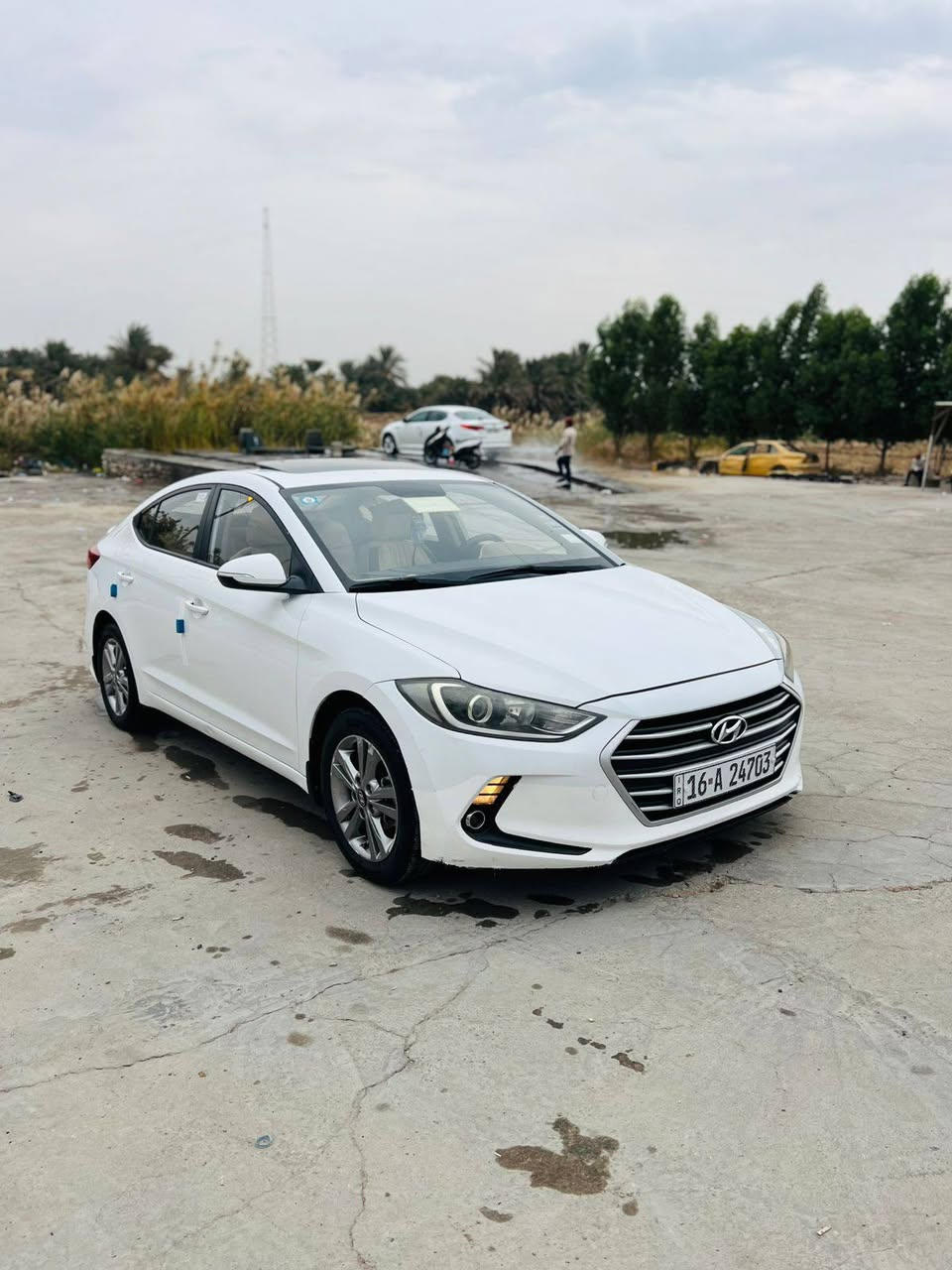 سلام عليكم      
لبيع النتره ٢٠١٧ خليجي ماشيه ١٩٠  رقم قادسيه انكليزي
مداور ثاني يوم مكينه 2000 الفين مفتوح القبق والكيس
شرط لا تنقيص ولا تبخير بيه بارد موضح بل سونار باب السايق وباقي كفاله عامه سياره جديده بمعنى الكلمه
مكاني سماوه سعر ١٤٣ وبيه مجال بسيط ***********
*********** بيع نقد فقط
