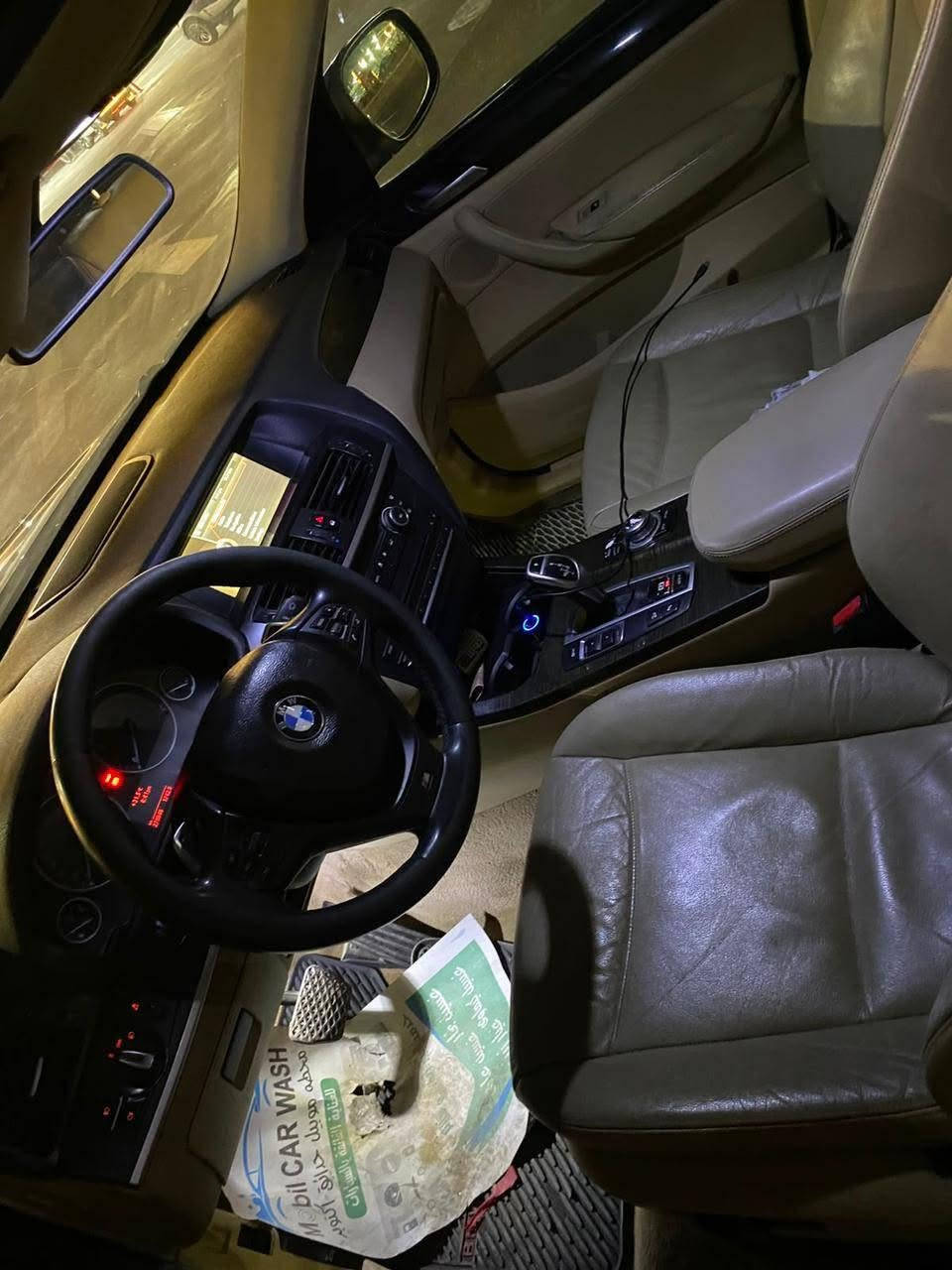 Bmw x3 2014 3000 cc 
المكنه الكبيره
اعلي فئه بانوراما 
 رخصه ٦ شهور وفحص ٢٠٢٩ ب اسمي بدون توكيلات 
تم عمل جميع الصيانات 
مش محتاجه جنيه مصروف 
شورت بلوك زيرو ماشي ٤٠ الف كيلو ومثبوت في الرخصه 
فتيس زيرو 
عفشه جديده بالكامل 
دوره مياه جديده بالكامل 
كاوتش زيرو انتاج السنه 
بطاريه زيرو بالضمان 
مباين اصلي Bmw 
بوجيهات اصلي Bmw 
حرفيا بتركب ٢٠٢٦ 
علب بيئه ب ٢٦ الف زيرو 
كل حاجه بالفواتير في مراكز معتمده مصروف ٢٧٠ الف بالفواتير
معاينه حدايق الاهرام القاهرة, مصر


**إذا كنت صاحب هذا الإعلان وتريد حذفه لأي سبب، رجاءا أرسل رسالة إلى الدعم الفني**