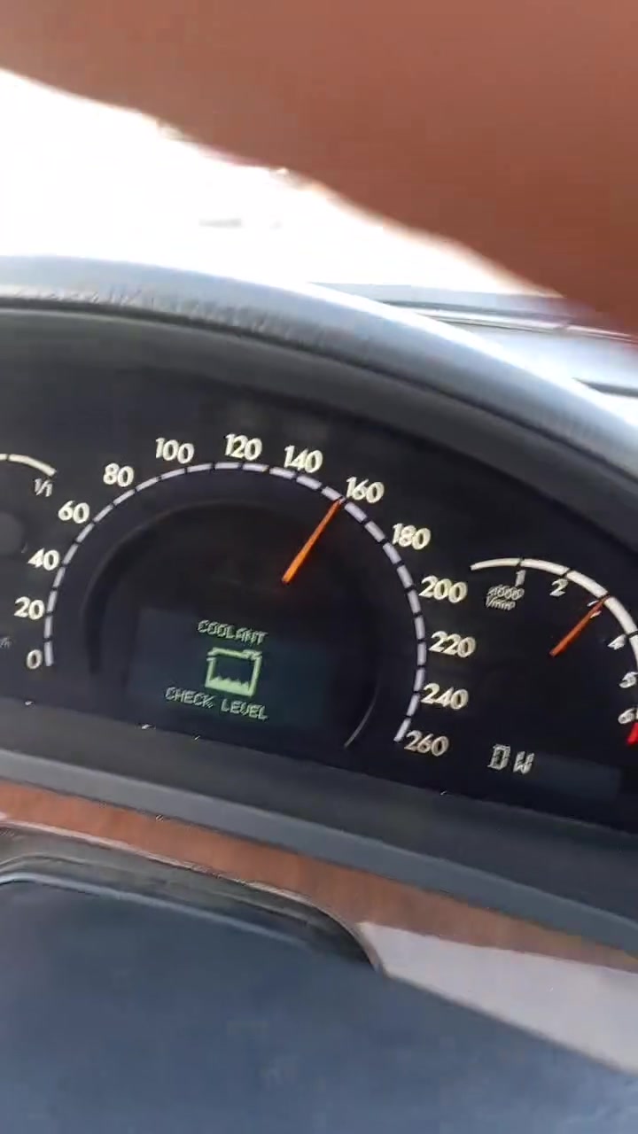 مار سدس غوص ٢٠٠٣ الحجم 500 اس مكينه ٨ سلندر ساره مكفوله كير مكينه حداديه وتخم تاير تبريد ساره قرار ١٠٢ مفحوصه وكاملة ورقم ميسان ضاله بس على الكمرك فول واحد على واحد مكفول كفاله من صبغ وتبديل وضربه وارد ياباني سعره ٧٥ شراي يتصل *********** ميسان الميمونه
