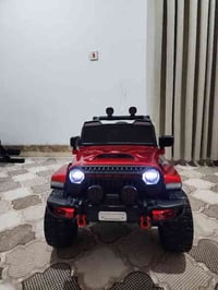 سيارة أطفال • ٤ محركات • السليمانية