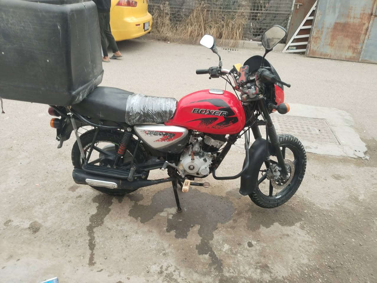 بوكسر 2022 رقم بغداد تحويل مباشر تجفيت جديد يم بوكسر البلديات مكفوله من التنقيص والتبخير  دبلات  الاماميه جدد وتايرات جدد
الدراجه كله شركه السعر 1800 وبيه مجال مكاني بغداد العبيدي ***********
