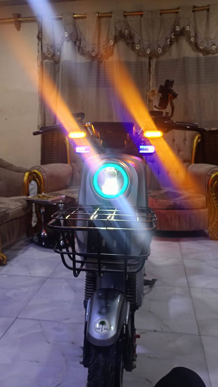 سلام عليكم دراجه شحن ار٩مديل2025كلش جديده بمعنه الكلمه وكلها ع لبلاد بطاريات 6الحجم16امبير كلهن نظاف وقويات مظاف الها بلوتوث خارجي وسماعات سعر375شاحنه بل كارتون سويجات2العنوان بصره نواب ظباط مقابل مستشفى العسكري ***********
