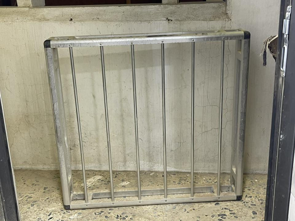 سبايا للبيع السعر ٨٠
***********
