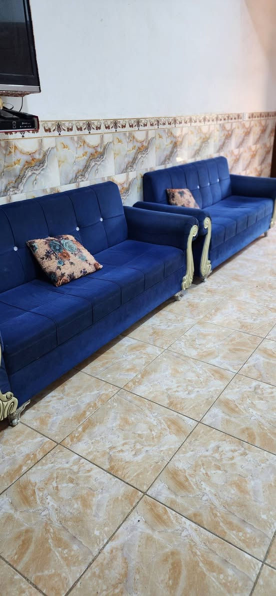 عندي تحم للبيع سعره ٢٠٠ و بيه مجال مكاني الزبيدية


**إذا كنت صاحب هذا الإعلان وتريد حذفه لأي سبب، رجاءا أرسل رسالة إلى الدعم الفني**