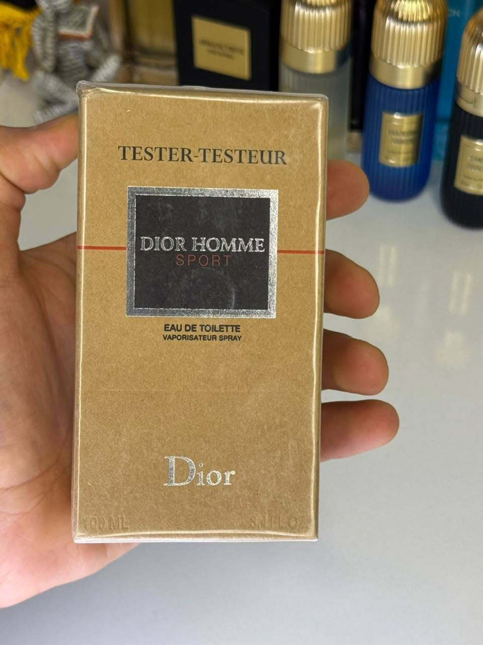 تيستر ديور هوم سبورت (Dior Homme Sport Tester)
عنوان الانتعاش الفاخر والطاقة الحيوية. مزيج احترافي بين حمضيات الليمون الإيطالي المنعشة، ودفء خشب الأرز والزنجبيل. نفس الرائحة والثبات الأصلي 100% بكرتون التيستر الأبيض وبسعر مميز. العطر المثالي للاستخدام اليومي والأجواء الحارة.


**إذا كنت صاحب هذا الإعلان وتريد حذفه لأي سبب، رجاءا أرسل رسالة إلى الدعم الفني**