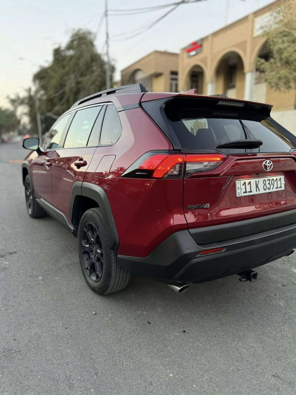 � للبيع: 
Toyota RAV4 TRD Off‑Road
 🔥

🚗 موديل 2023
📍 بغداد – رقم بغداد (تحويل مباشر)
📏 الممشى: 35 ألف ميل
🎨 كلين بصور حادث دعاميه مفتوحه فقط
💰 السعر: 26,000 $
📞 ***********للاستفسار 

🔹 الحالة:

 • بدون حادث
 • جتي دعاميات مفتوحة فقط
 • بدون ايرباك
 • بيها جاملغ امامي فقط صبغ امريكا بدون ايرباك او دواخل
 • السيارة جاهزة للفحص

✨ المواصفات (فل عدا 4 كامرات):

 • فئة TRD أوف رود الأصلية
 • دفع رباعي AWD
 • رادار + تحديد مسار
 • نقطة عمياء
 • شاشة كبيرة
 • كراسي جلد تدفئة وتبريد
 • كشنات جلد حضن مختم TRD
 • تشغيل بصمة + تشغيل عن بعد
 • فتحة سقف
 • صندوق كهربائي
 • إنارة داخلية
 • ويل TRD أصلي
 • لويات TRD
 • هوك خلفي

سيارة سبورت قوية، شكلها مميز 
مكان السيارة بغداد تحويل مباشر
🔴
