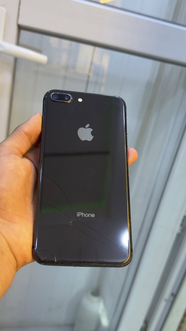 سلام عليكم
أيفون 14 برو (فقط برو)
💾ذاكره 128
🔋بطارية 84
مبدل شاشه وكاميرا والفيس ايدي متوقف 

سعر 350 الف 
————————————————————
8 بلاس 

💾ذاكره 256 🔥
🔋بطارية 100 مبدلة اصليه .

الضهر مفطور .

سعرة 100 الف 

***********📞
