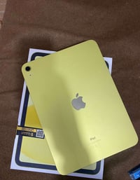 ايباد 10 ذاكره ٦٤ جهاز نضيف مابيا اي خلل تاخذه من البيت بطاريه ماعرف ش...