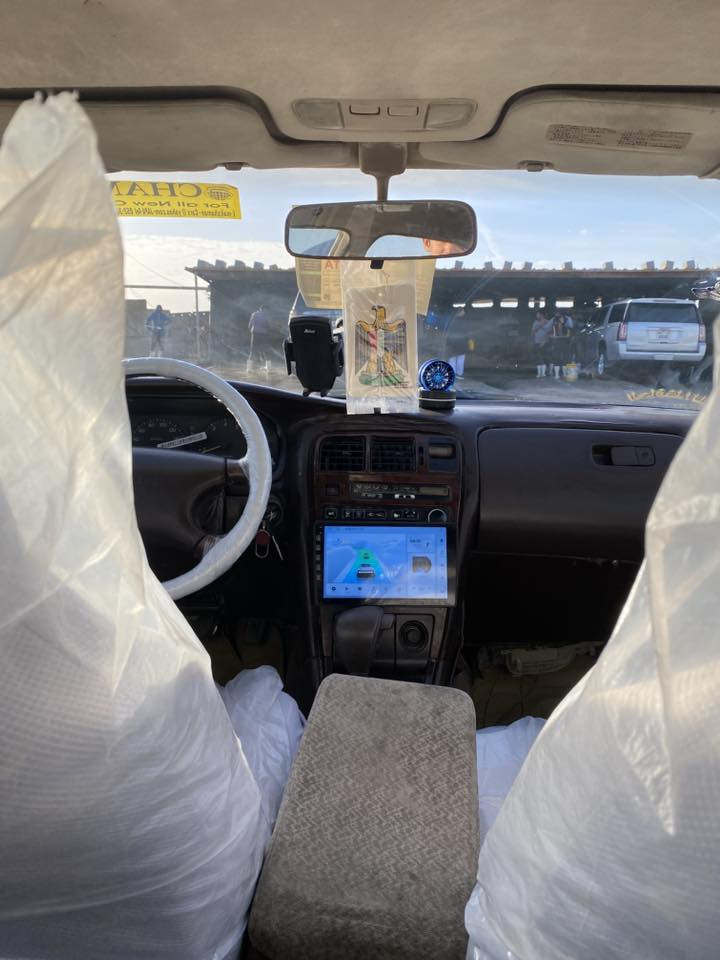 إسلام وعليكم مارك نفخ مديل١٩٩٣ رقم بصرة سنويه مجدده ال٢٨ راعيها الشرعي بزبير مكينه وكير ٢٥٠٠ جدد حداديه ١٠٠٪؜ كهربائيات كلها شغاله لايتات زنون (علما السياره بيها كصة جنطة فقط)مكفوله من الكصه الثانيه والضربة السياره حلوه ومال جناي السعر 48 وبيها مجال مكاني بصره البترو.(***********)
