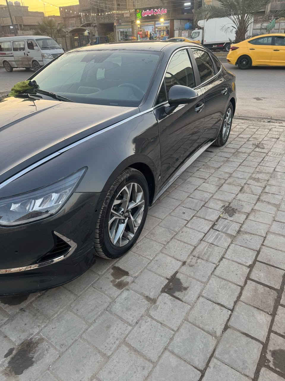 سلام عليكم سوناتا وارد امريكي موديل 2022موصفات نص فول كراسي كهربا بصمه تحكمات صندوك فتح تلقاىي سيارة سرقه بدون حادث سرقه أربع ابواب وجاملغات ثنين وبنيد مشدودات نفس لون بلادي أمريكي مرقمه بغداد رقم مميز عنوان حي اور سعره 150ورقه وبيه مجال شي بسيط حك جيه استفسار عل رقم ***********
