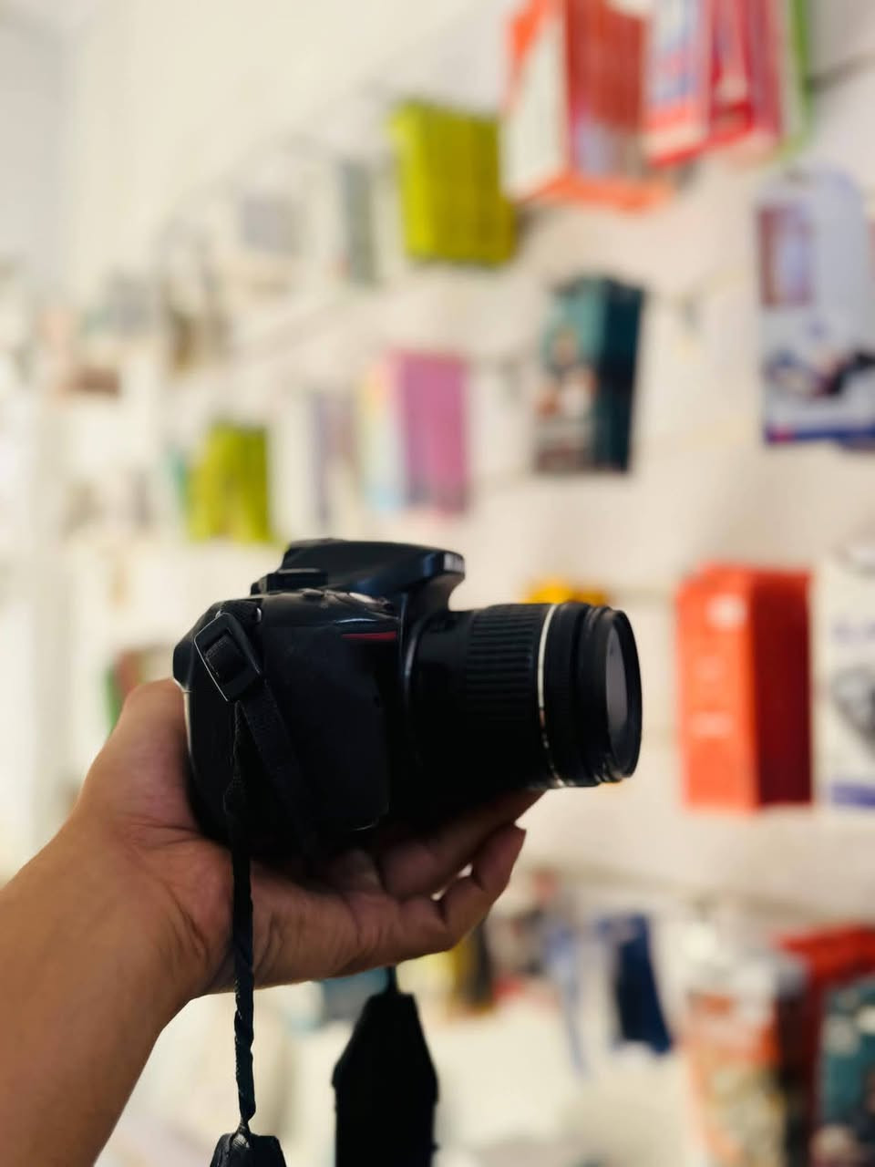 Nikon D5200
كاميرا للبيع


**إذا كنت صاحب هذا الإعلان وتريد حذفه لأي سبب، رجاءا أرسل رسالة إلى الدعم الفني**