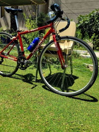 بايسكل ماركة سبشلايزد (Specialized الامريكية المعروفة حجم ٢٨  نوع المع...