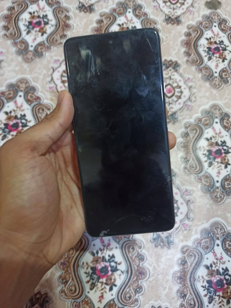 متوفر بوكو اكس 3 برو بي فطر بل شاشه مثل ما موضح ذاكرته 256 البيع ب90 الشراي يتواصل وتساب ***********
