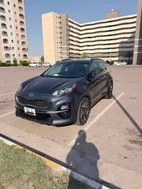 سبورتج 2022 وارد امريكي حادثها بسيط كير ومحرك كفاله ماشيه 56 ميل والسو...