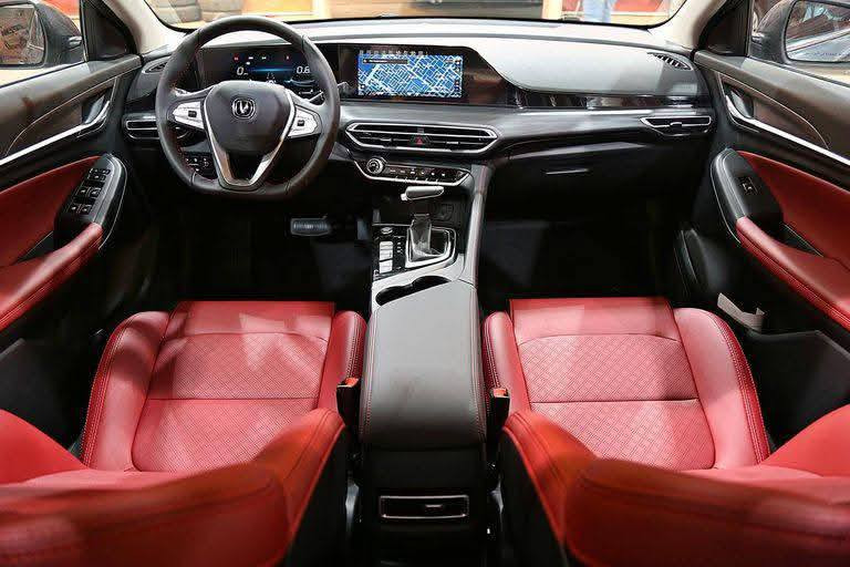 سەرەتا بە ناوی خودا
Changan eado plus 2023 Sport 
گێڕ(ئۆتۆماتیک،عادی )،  
مواسەفات: ناوسوور کوشن(جڵد،کارەبا،هیتەر،تەبرید)سوکان ڤۆلیۆم ، 360 پلە کامێرا ،ڕادار ، خەتی شەقام ، تەحدید سورعە ، 3 جۆری لێخوڕین (SPORT،Normal،Eco) برێک بەسمە Auto Hold، شەغال ، پانۆراما ،کامێرا ، ئاوێنە هیتەر و کارەبایی، عەدەسە زینۆن، تڕەکشن . زۆر مواسەفاتی تر 
سەیارەکە رەقەم بغداد 
سەنتەری تا ٢٠٢٨ تازەیە
تازە ڕۆنی گۆڕاوە 
  
***********
