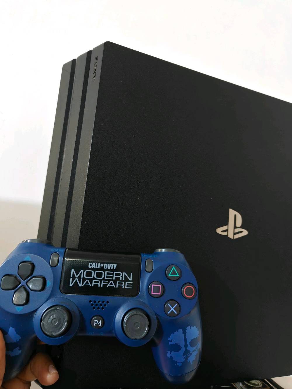 بلي 4 برو مهكر اصدار 12 قرص كامل ملحقات حتى كارتون مالته وياه جوستك تجاري وجوستك اصلي بيها درافت بالكير للبيع السعر 325 الف عنواني بغداد اي استفسار عالرقم ***********