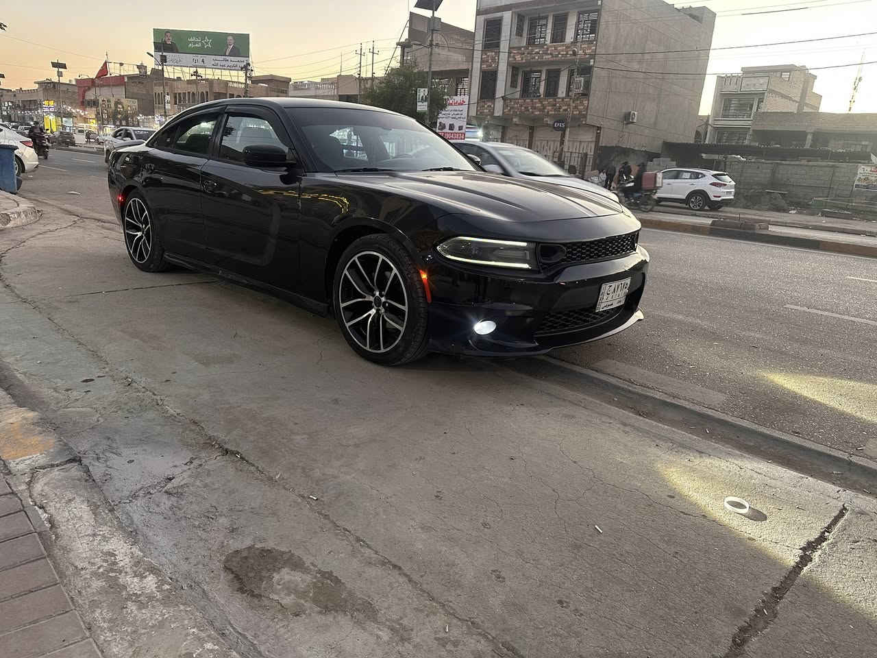 سلام عليكم
دوج جارجر 2015 sxt. 3600
كير مكين مكفول 
وارد كندي بدون حادث بدون ايرباك 
بدون دواخل 
بيه ٣ قطع صبغ بل عراق اثر شخط 
بجم كبس سياره فول مواصفات ماعده الفتحه
شاشه جبيره 
كير طياره 
حساسات خلفيه
تحكم ستيرا
كشن كهرباء
دعاميه srt
عنوانه بغداد الدوره
سعر 159 او بيه مجال للشراي
تصل وبيك خير وتدلل 
***********
