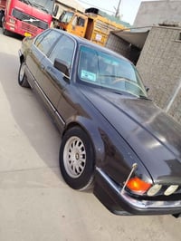 بي إم دبليو 730 • بيه مجال