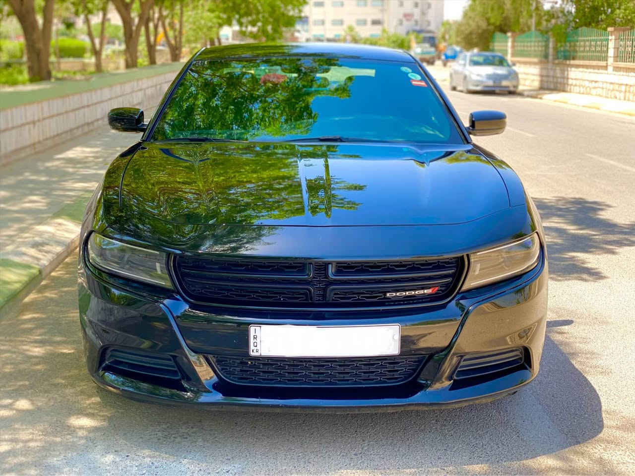 دۆج چارجەر ٢٠٢٢ sxt ڕەنگی ڕەش کلین تایتل ٦٦ هەزار ڕۆشتوە سەنەوی تا ٢٠٣٠ تازەیە واتساپ و تلگرام لەسەر کۆرەکە 
***********
*********** السليمانية, العراق
