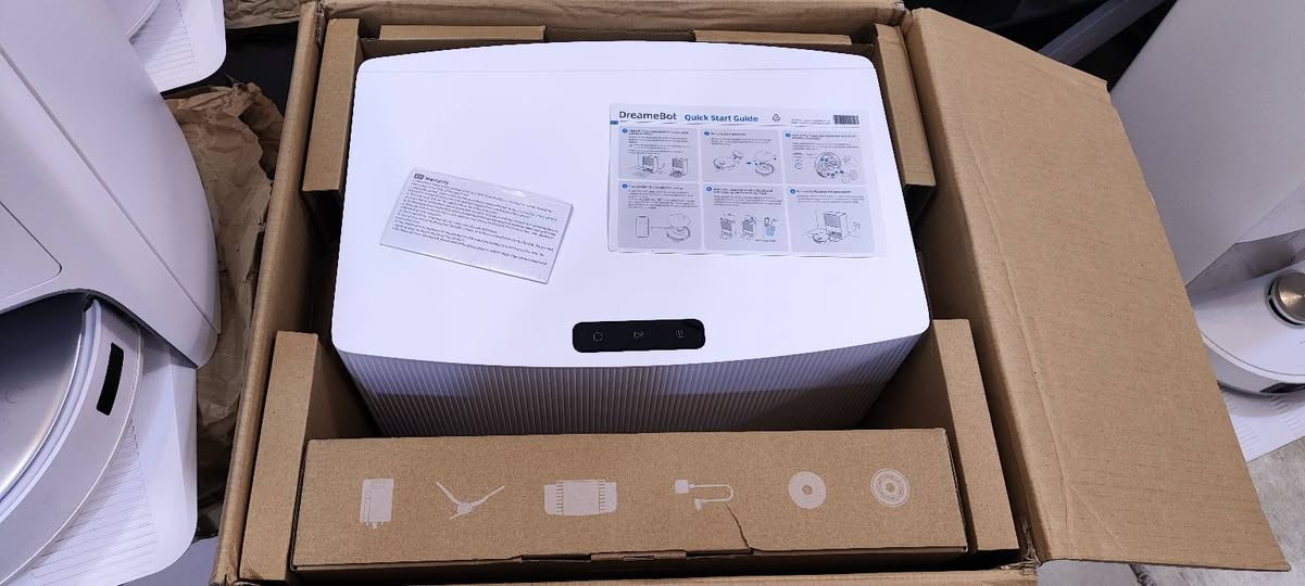 Dreame L20 ultra
كنس و مسح بفرج دوارة
 تفريغ ذاتي للغبار 
غسل الوصل وتنشيفه بماء حار وبهواء حار 
وكذلك رفع الوصل اوتماتيكي عن السجاد وامكانية ترك وصل المسح في المحطه تلقائيا 
خروج لفرجة المسح لامكانيه الوصول للزوايه ومسحها بصورة افضل 
خرائط متعددة للمنزل لعدة طوابق
تجاوز عوائق مع تطبيق دريمي الممتاز
قوه شفط ممتازة 7000 باسكال ومستويات متعدده للكنس والمسح


**إذا كنت صاحب هذا الإعلان وتريد حذفه لأي سبب، رجاءا أرسل رسالة إلى الدعم الفني**