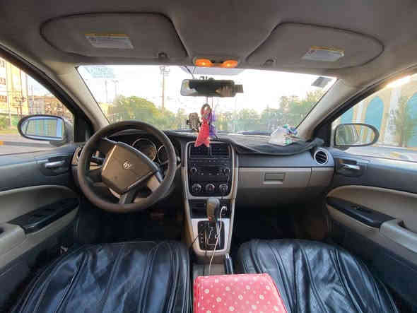 دوج كاليبر 2010
بيها صفحة كلير وبابين وهلال صبغ اعتبرها حزام القمارة بدون صبغ كير مكفول مكينة بيها خيط تبخير دواخل شواصي مكفولات 
تبريد ثلج
للبيع او مراوس بتكسي 
السعر 60
مكاني بغداد 
للاستفسار على الرقم 
***********
مكلف بالنشر
