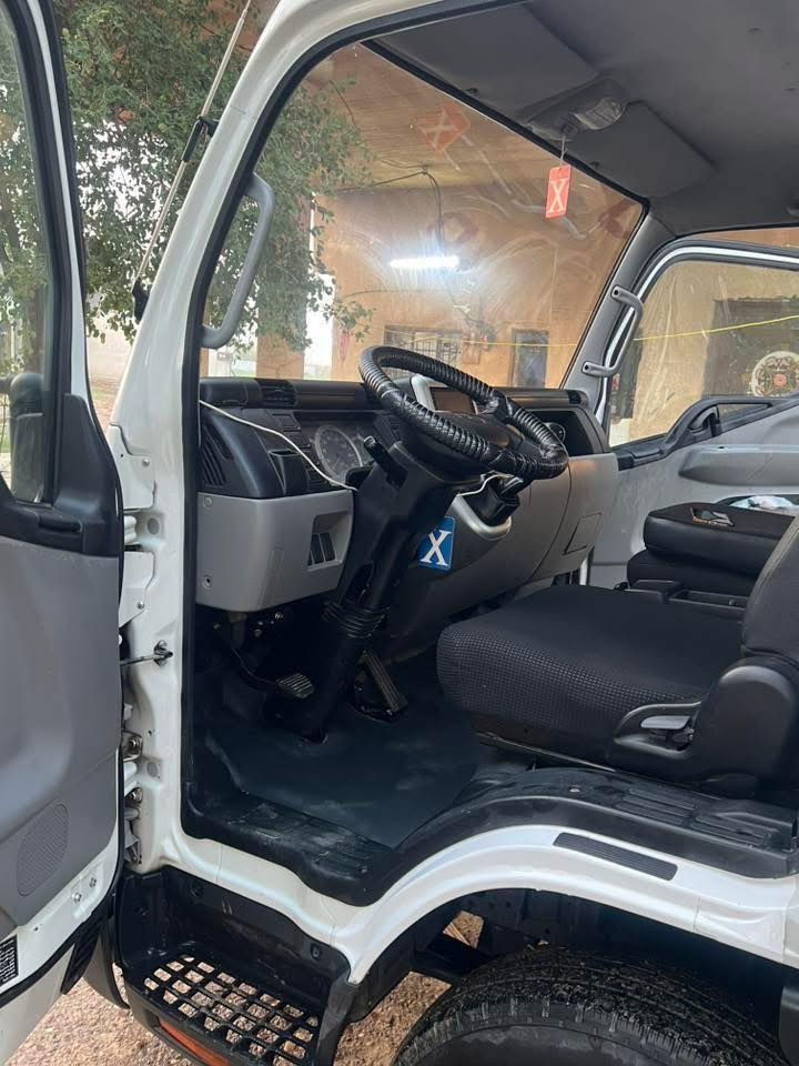 سلام عليكم كنتر موديل 24 محسن البيع ماشيه 150حداده جادر كامله  تخم تاير رقام جدد 

0 776 178 9403

0 750 048 7601
