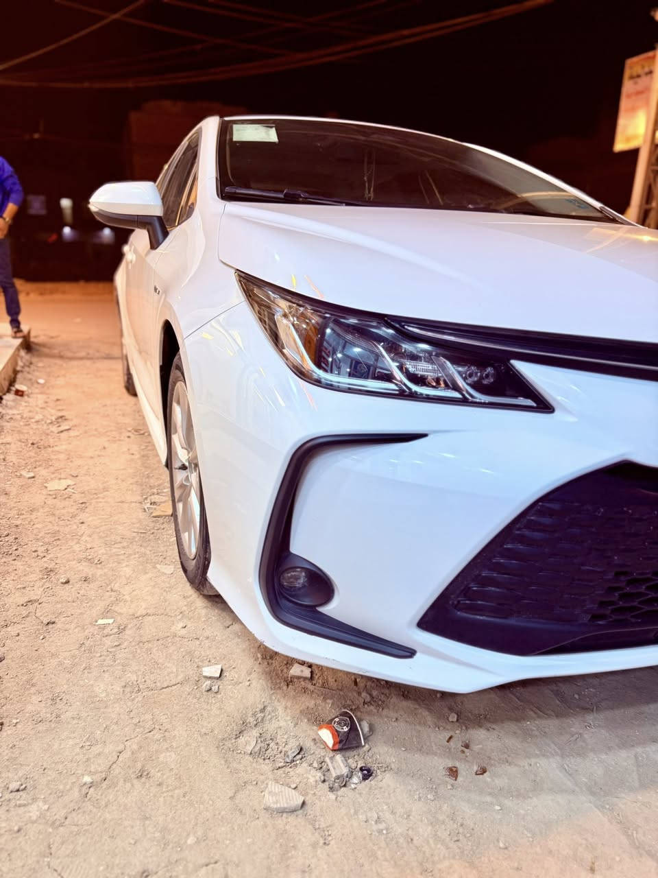 كورلا 2024  هايبرد شكل الخليجي 
ماشيه :30 الف كيلو متر 
رقم بغداد 
مواصفات :
-شاشه 
-بصمه 
-تبريد قطعتين 
-اشاير مري 
-لد امامي خلفي 
-كامره دواره
-مود درايف 
-اوتو هولد 
مكفوله من الضربه والصبغ والتبديل
مكاني الناصرية المركز 
السعر 145 ورقه وبيه مجال قليل للشراي 
للاتصال واتساب ***********  ……
