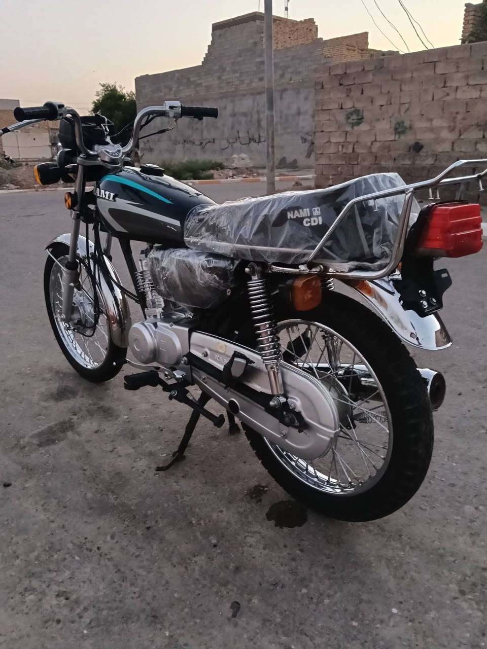 سلام عليكم دراجة شاصيها موديل 21 بلادي وكبلها بشارع بغداد ودرجه معمره قبل 4 تشر مكفوله كفاله عامي مكاني العمارة نهاوند ***********
